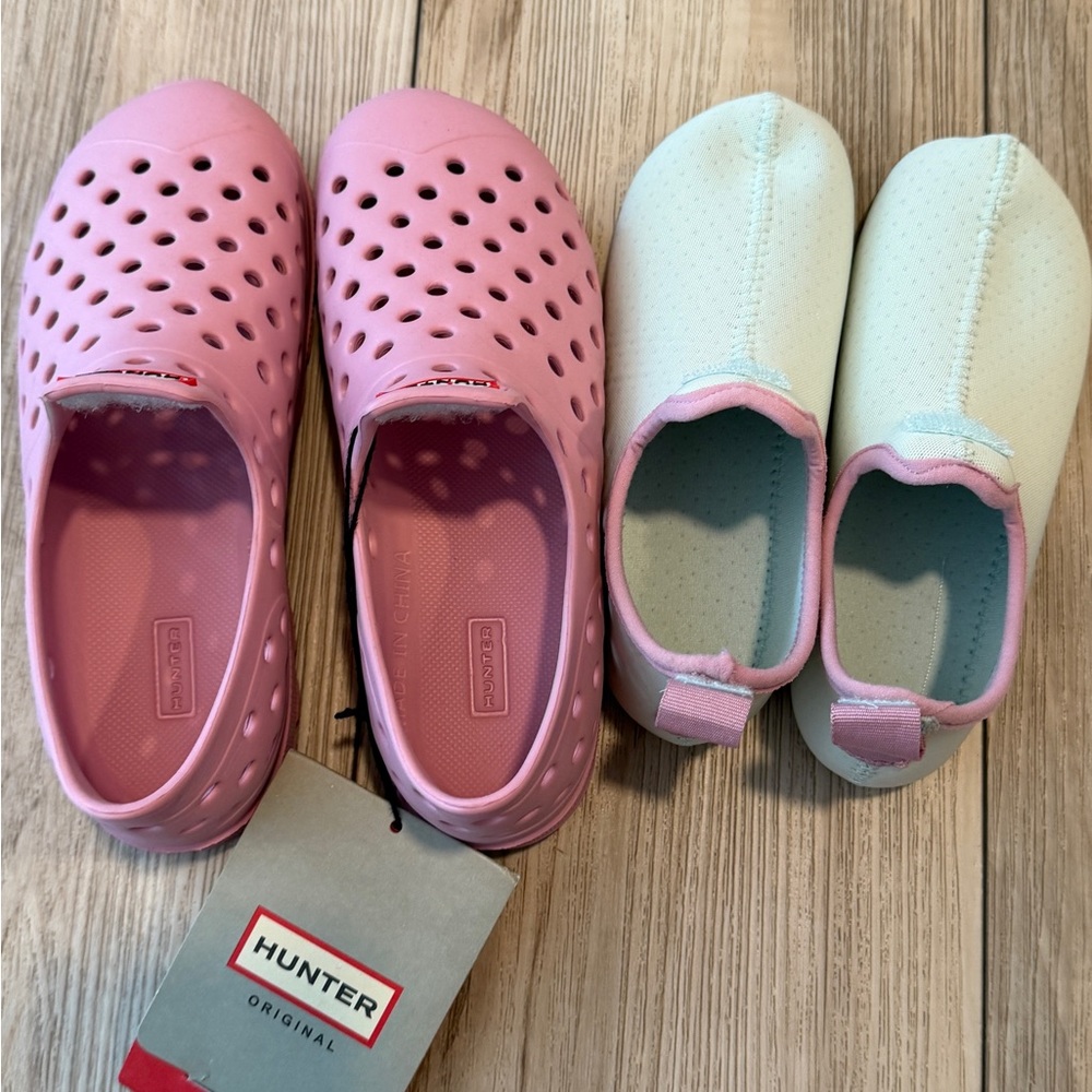 Hunter kids  water Shoes NWT